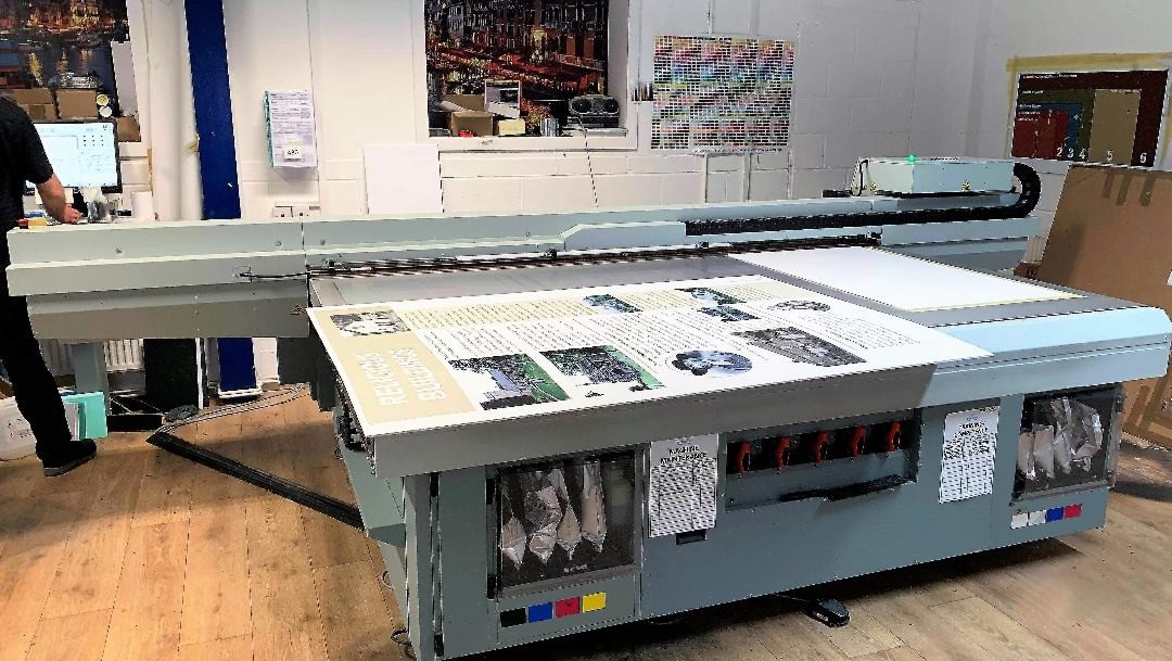 Second hand large format printers